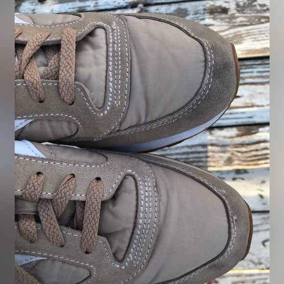 Women’s Saucony Jazz size 11 - Picture 4 of 8